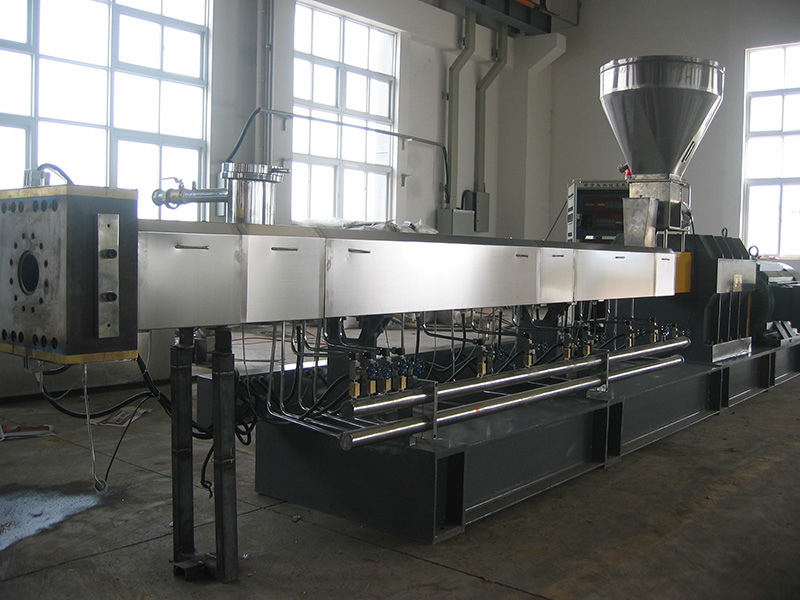 Parallel Twin Screw Extruder Machine
